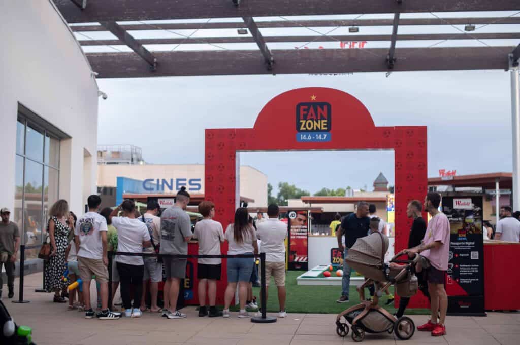 Fan zone del evento futbolístico de westfield parquesur